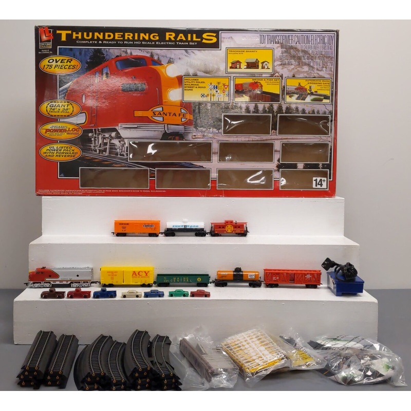 Life-Like THUNDERING RAILS 433-9102 HO Scale Electric Train Set 175 Pieces EX/Box