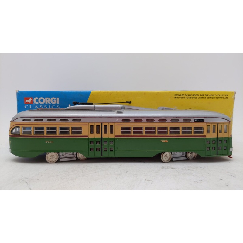 Corgi 55001 1:50 Philadelphia Non-Powered PCC Street Car EX/Box