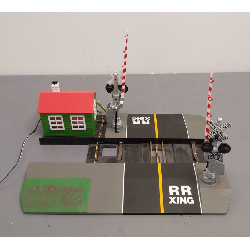 Life Like 1964 G Dual Operating Crossing Gate VG