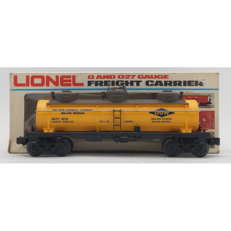 Lionel 6-16112 O Gauge Dow Chemical 3-Dome Tank Car EX/Box