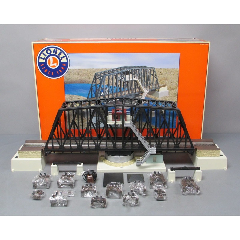 Lionel 6-24111 O Gauge Operating Swing Bridge EX/Box