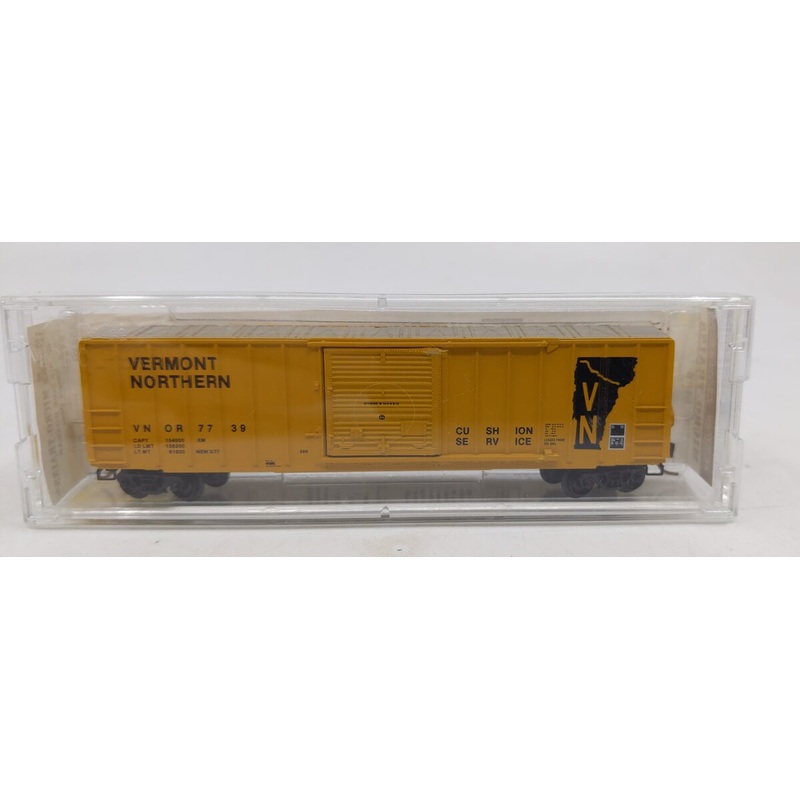 Micro-Trains 02500420 N Vermont Northern 50′ Ribside Boxcar w/o Roofwalk #7739 NIB