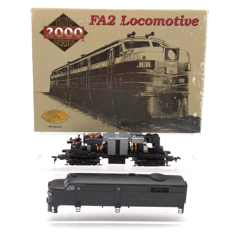Proto 2000 8383 HO Scale Undecorated FA2 Diesel Locomotive LN/Box