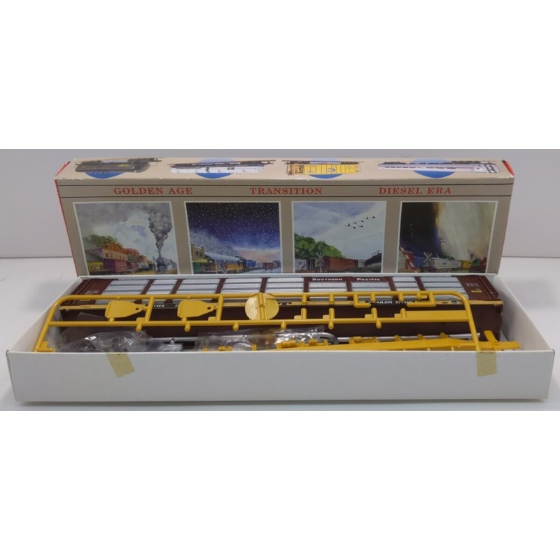 Walthers 932-4807 HO Southern Pacific 89′ Enclosed Auto Carrier # 159796 Kit MT/Box