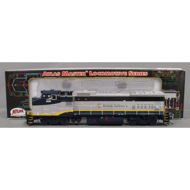 Atlas 9077 HO Amtrak California Dash 8-32BW Diesel Locomotive #2051 LN/Box