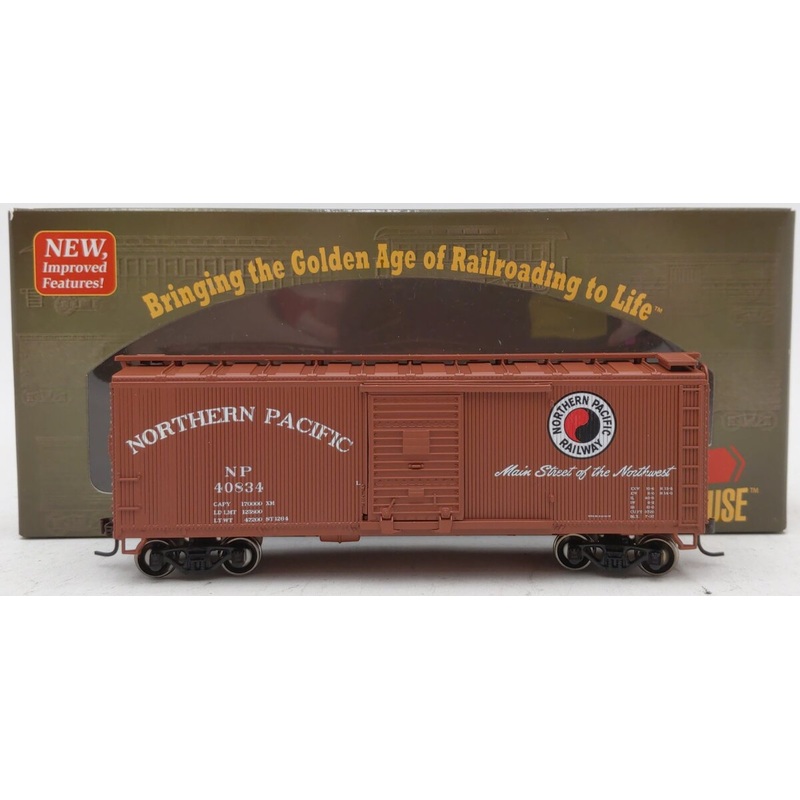 Roundhouse 84692 HO Northern Pacific RTR 40′ Wood Boxcar #40834