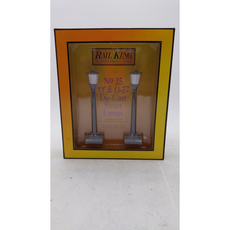 MTH 30-1058 #35 O Scale Aluminum Street Lamp Set EX/Box