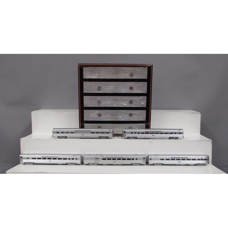 MTH 81-60003 HO Santa Fe Ribbed Passenger Car Set (Set of 5) NIB