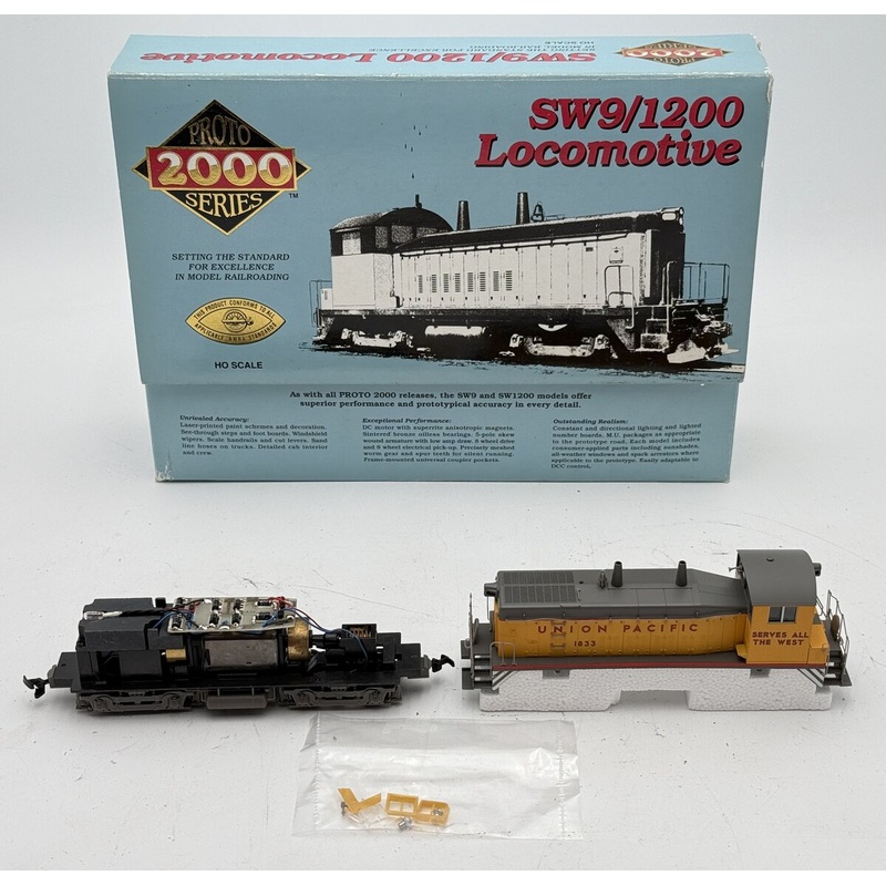 Proto 2000 21158 Union Pacific SW9/1200 Diesel Locomotive #1833 w/M.U. LN/Box
