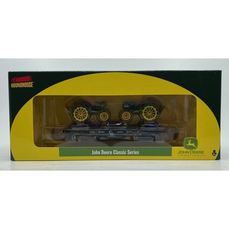 Roundhouse 81292 HO C&O 30′ Flat #80107 with 2 JD Waterloo Boy Tractors #80107 LN/Box