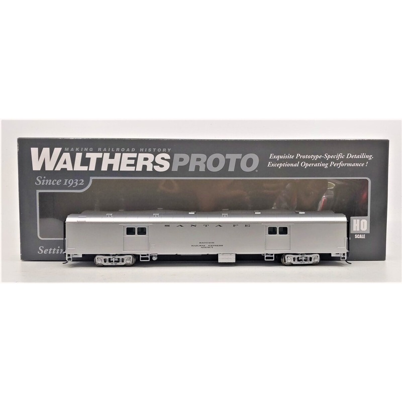 Walthers 920-9600 HO Atchison Topeka Santa Fe 74′ Pullman-Standard Baggage Car MT/Box