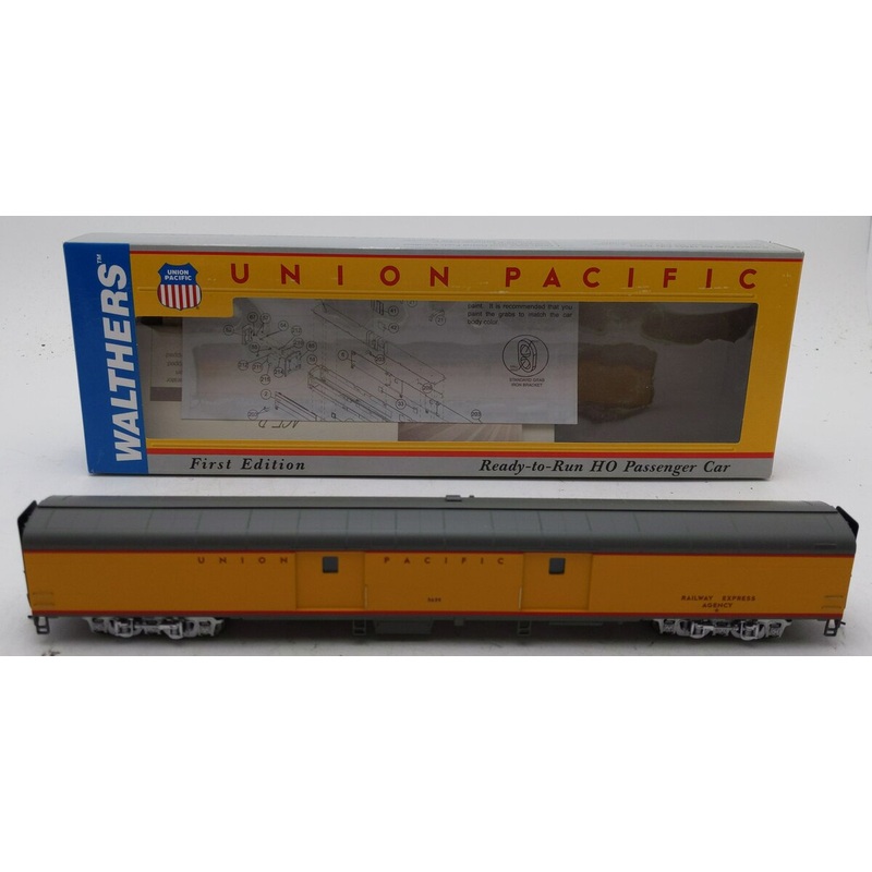 Walthers 932-9570 HO Scale Union Pacific Cities Series ACF Baggage Car #5659 NIB