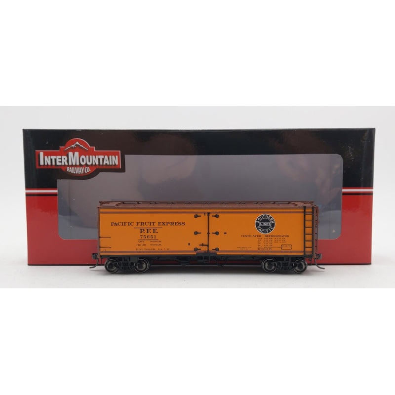InterMountain 47402-04 HO Scale PFE R-30-18 Refrigerator Car #75651 LN/Box
