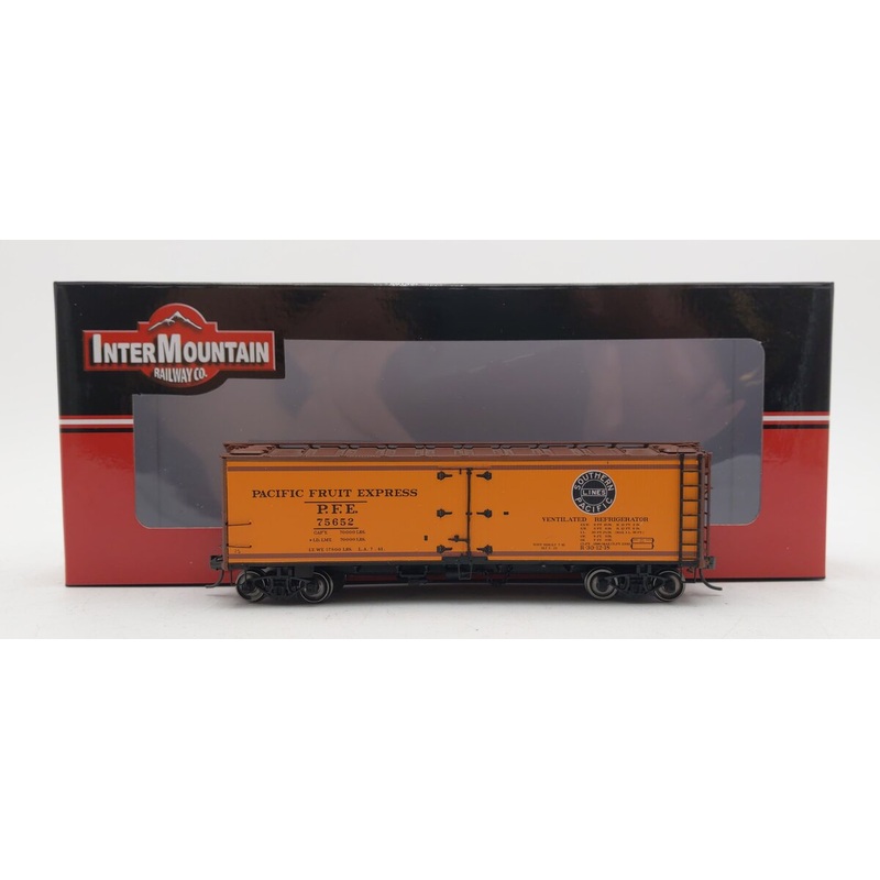 InterMountain 47402-05 HO Scale PFE R-30-18 Refrigerator Car #75652 LN/Box