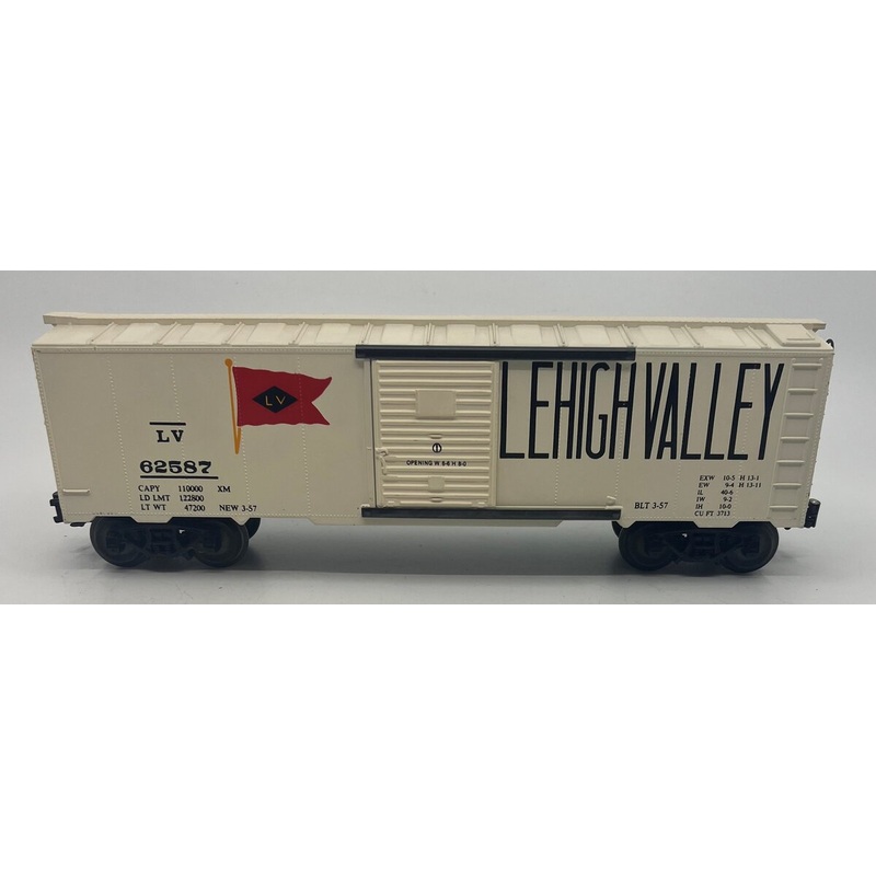 KMT 62587 O Lehigh Valley Boxcar #62587 EX