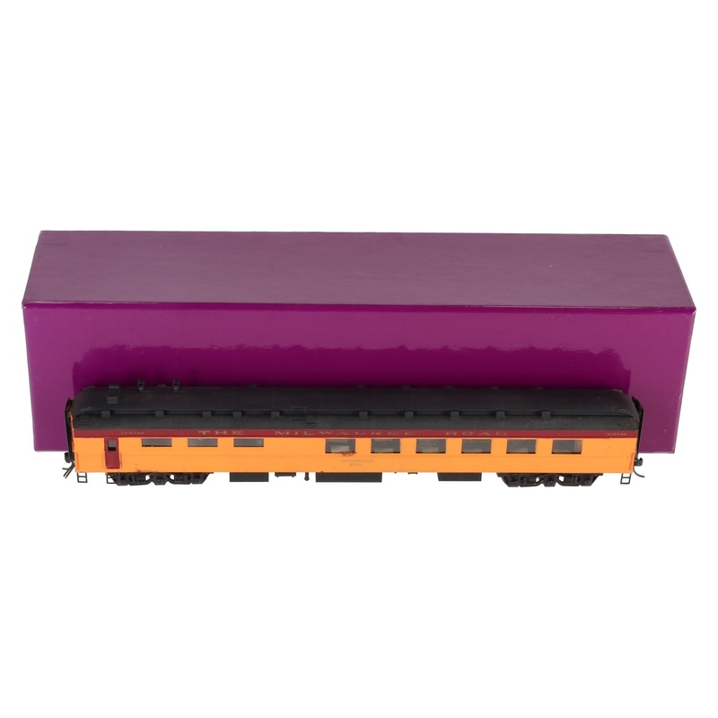 S. Soho & Co. HO Brass MILW Large Window Heavyweight Diner -Painted EX