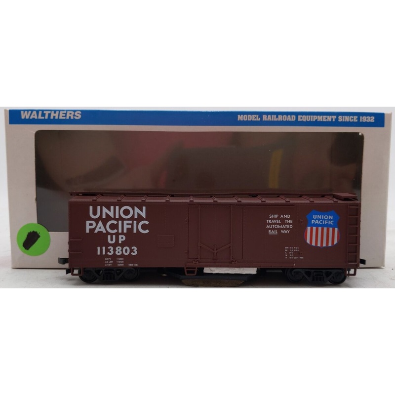 Walthers 931-751 HO Union Pacific Track Cleaning Car #113803 EX/Box