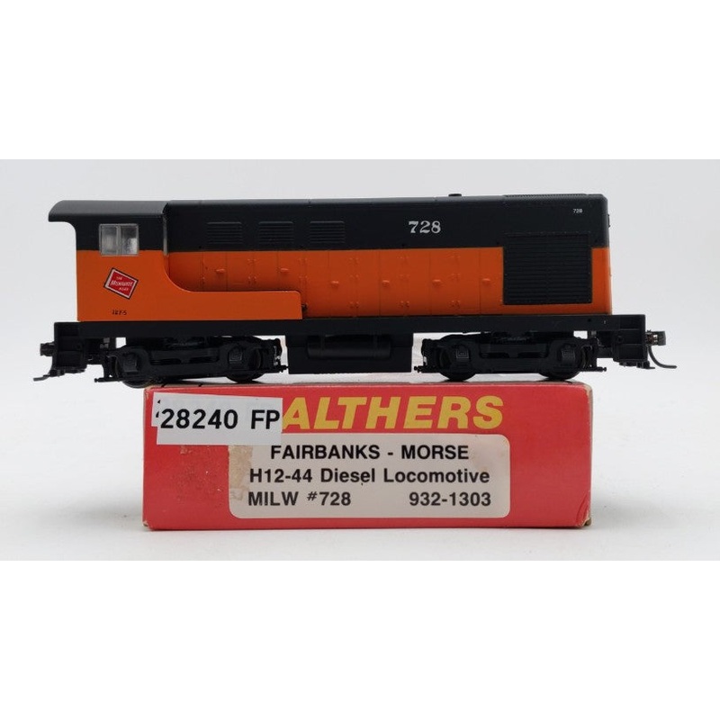 Walthers 932-1303 HO Scale MILW H12-44 Diesel Locomotive #728 LN/Box