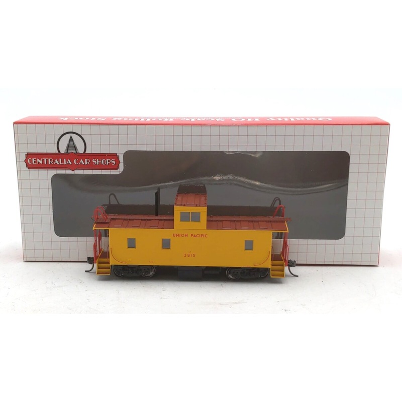 Centralia Car Shops CCS1066-08 HO Scale Union Pacific Cupola Caboose #3815 LN/Box