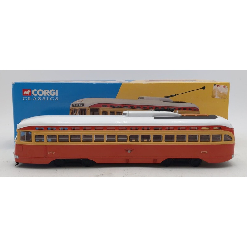 Corgi 55003 1:50 St. Louis PCC Streetcar EX/Box
