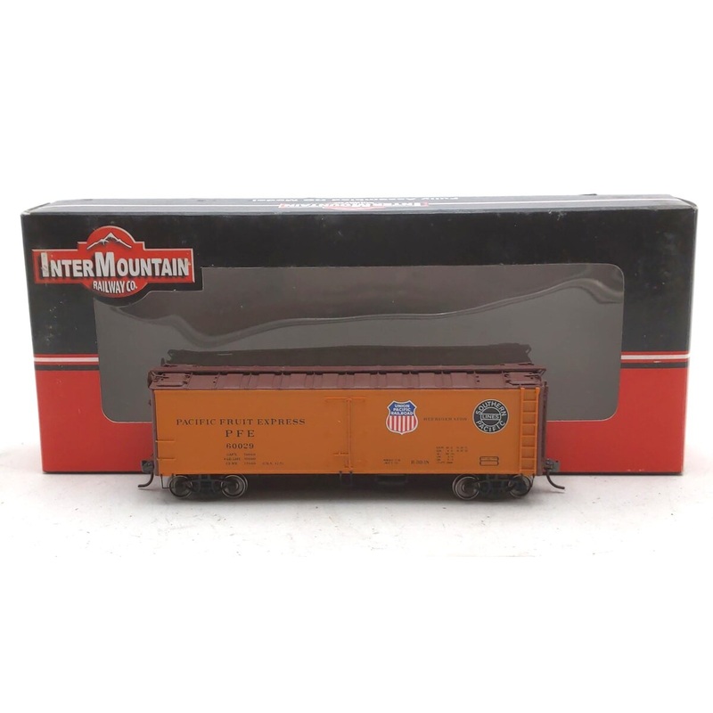 InterMountain 47403-07 HO Scale Pacific Fruit Express R-30-18 Reefer #60029 LN/Box