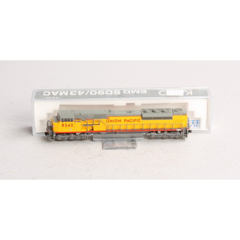 Kato 176-5613 N Scale Union Pacific SD90/43MAC Diesel Locomotive #8242 LN/Box