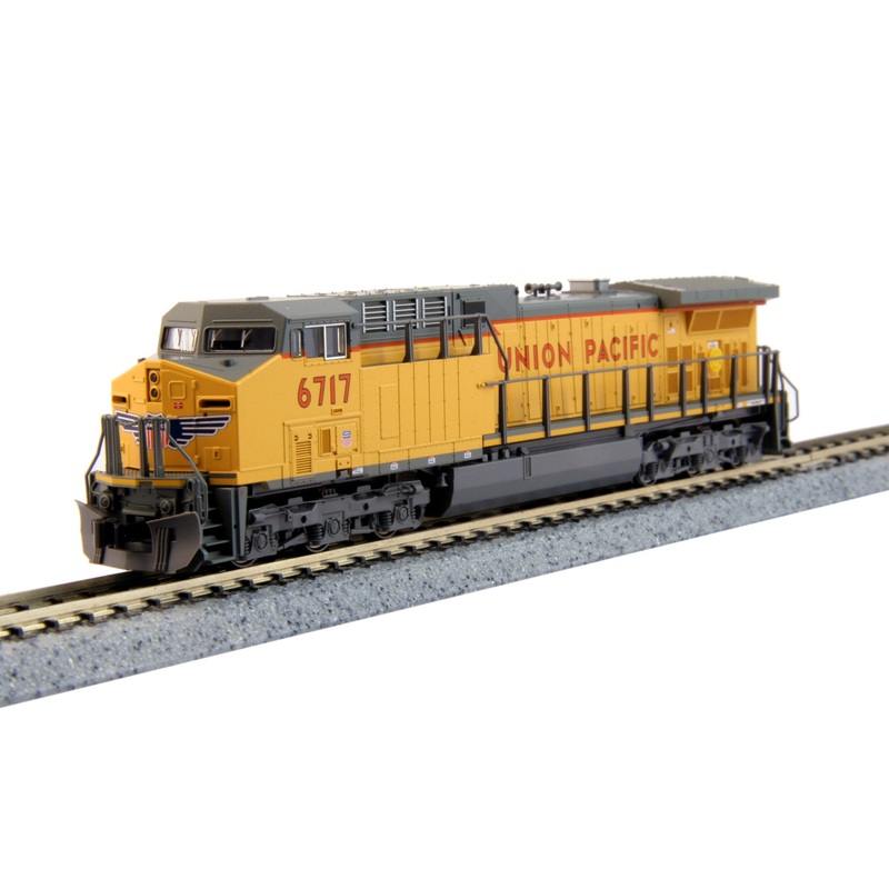Kato 176-7037 N Union Pacific GE AC4400CW Diesel Locomotive Standard DC #6717 LN/Box