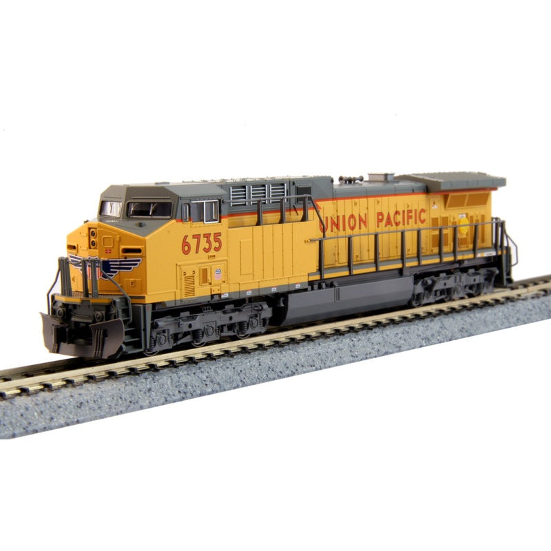 Kato 176-7038 N Union Pacific GE AC4400CW Diesel Locomotive Standard DC #6735 LN/Box