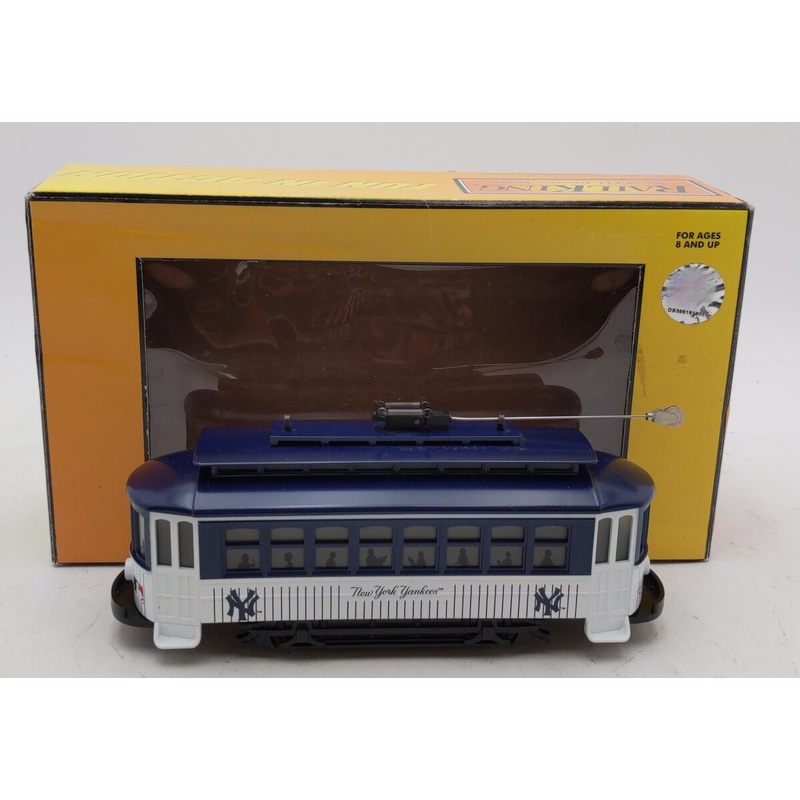 MTH 30-2584 O Gauge New York Yankees Bump-n-Go Trolley EX/Box