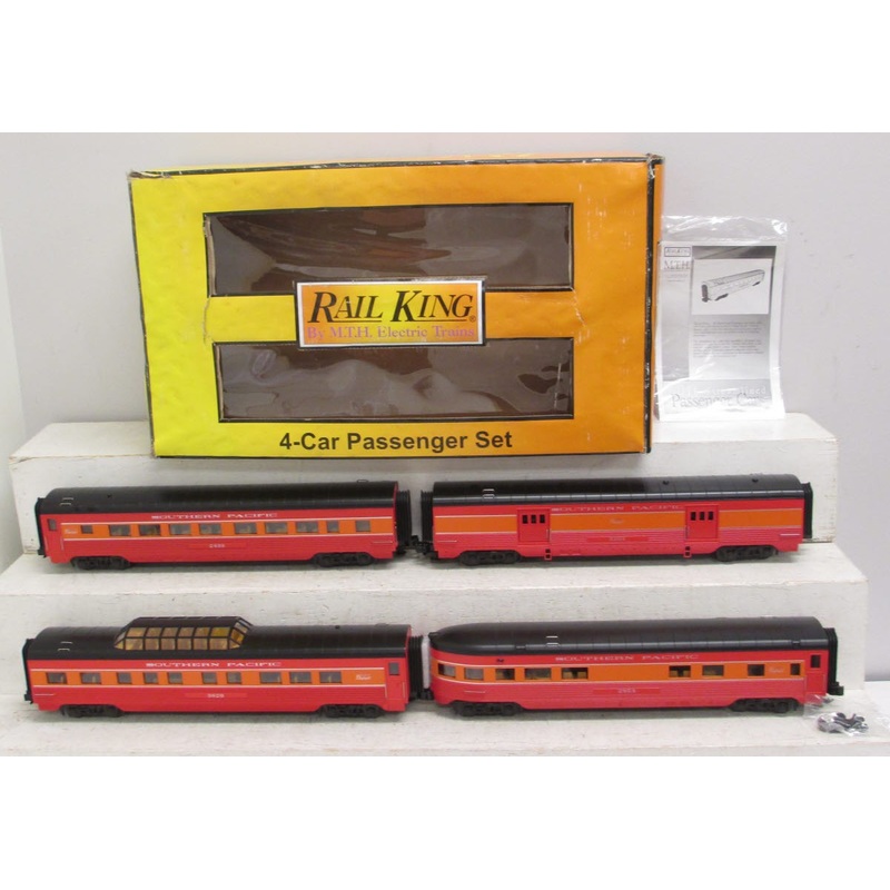 MTH 30-67759 O Southern Pacific 60′ Streamlined Passenger Car Set (Set of 4) EX