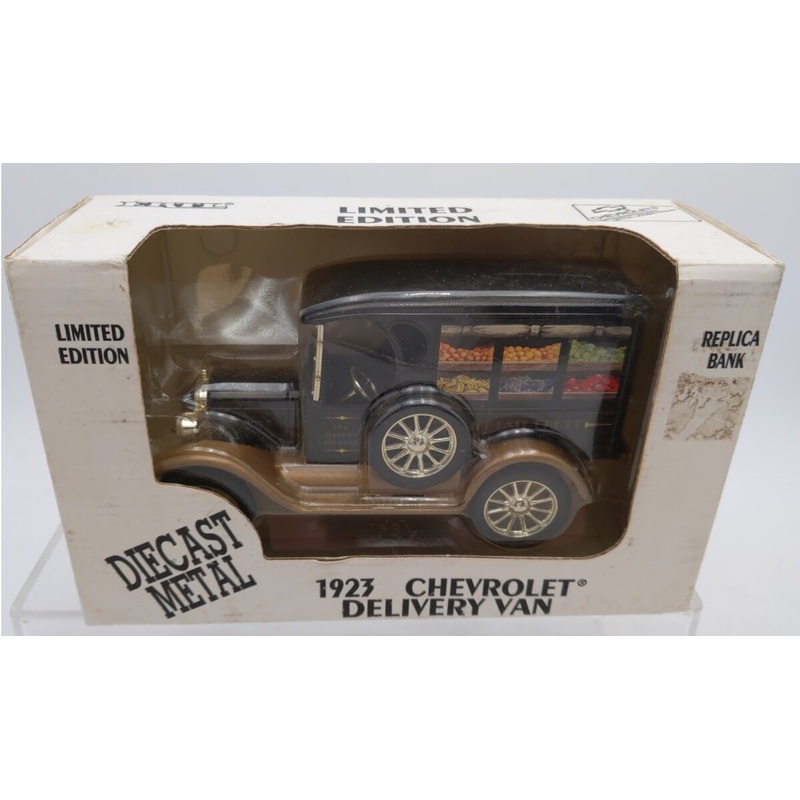 Ertl 1385 Old Market Produce Fresh Fruit Chevrolet 1923 Delivery Van Bank