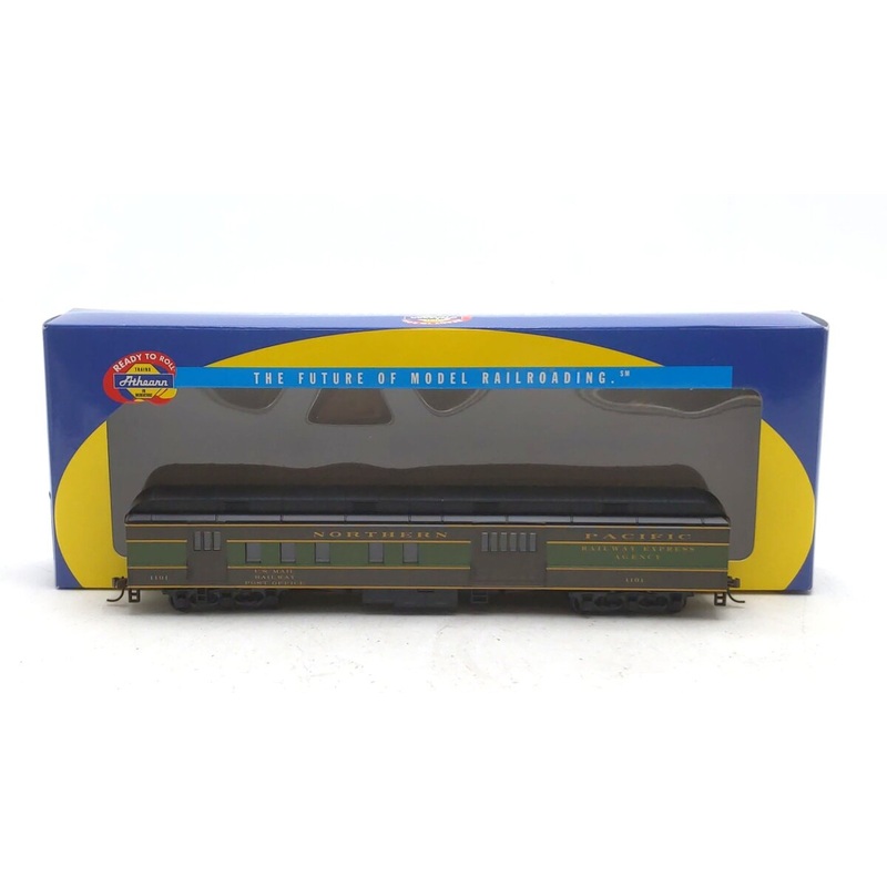 Athearn 7871 HO Northern Pacific Heavyweight RPO Passenger Car #1101 LN/Box