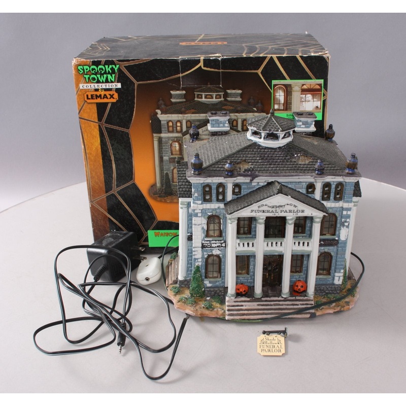 Lemax 05478A Porcelain Lighted House Shady Hollow Funeral Parlor LN/Box