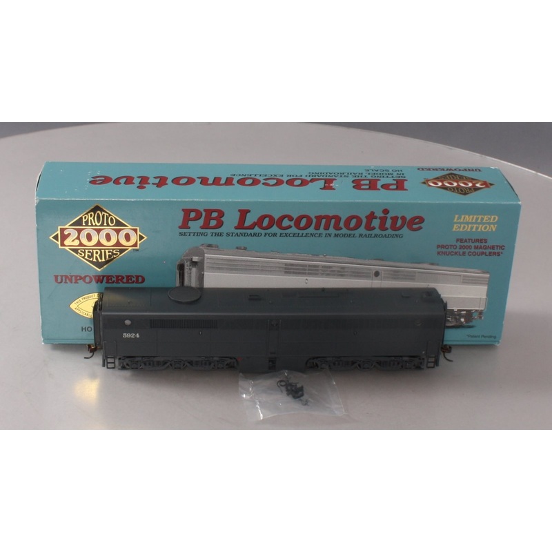Proto 2000 21624 HO Southern Pacific Non-Powered B-Unit w/ Dynamic Brakes #5924 NIB