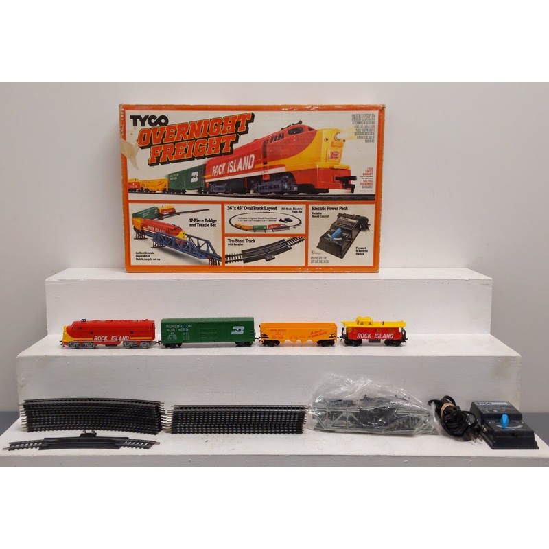 Tyco 7401 Vintage HO Scale Rock Island Overnight Freight VG/Box