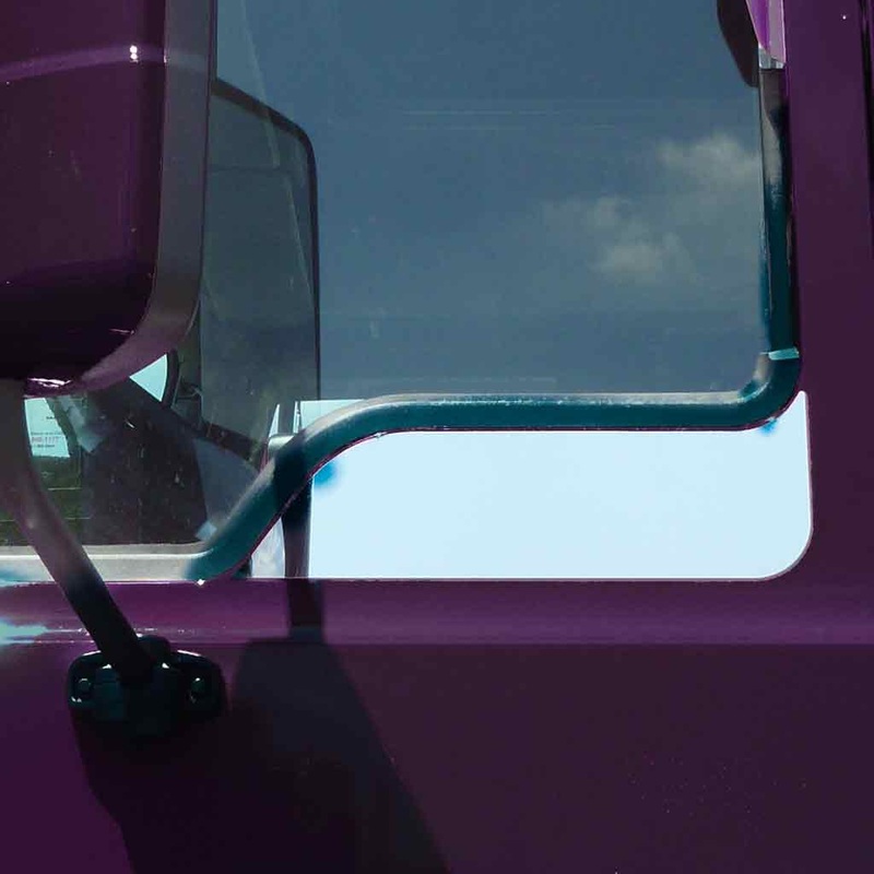 TM-1440 MACK ANTHEM Door Window Trims (2018+)