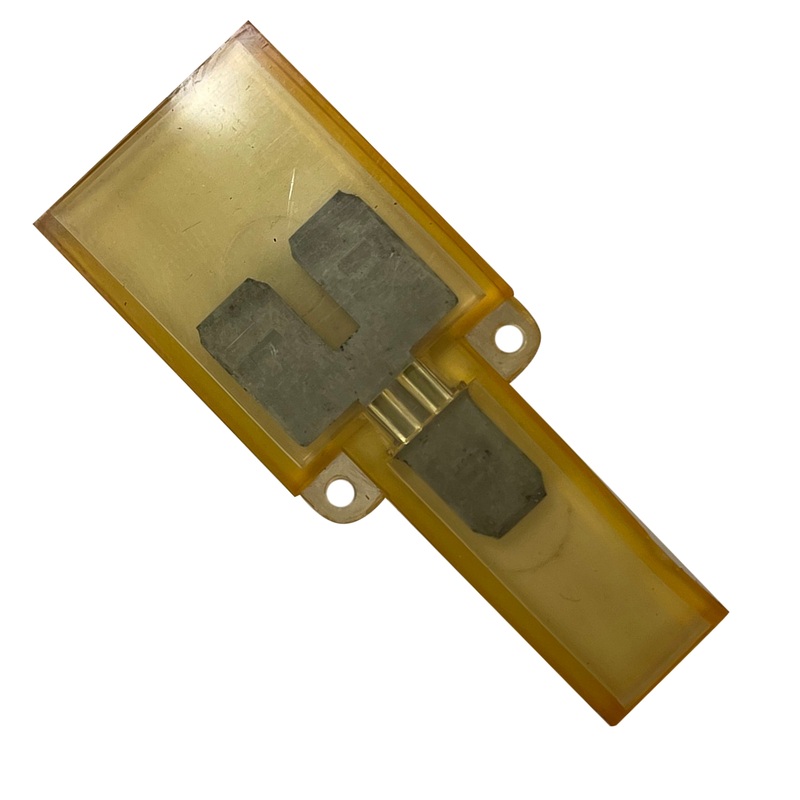 Insulated 1/4 Inch Triple Male Connector Adapter – 100 Pack