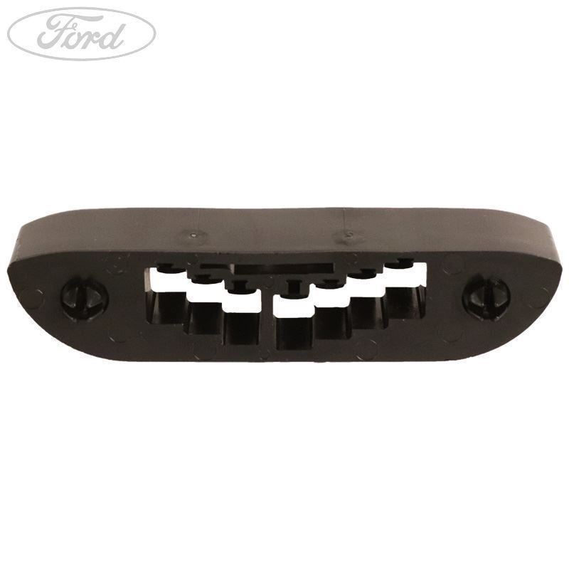 WINDSCREEN GLASS OPENING SPACER