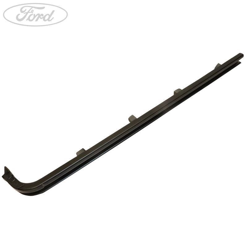 CENTRE SLIDING DOOR TRACK