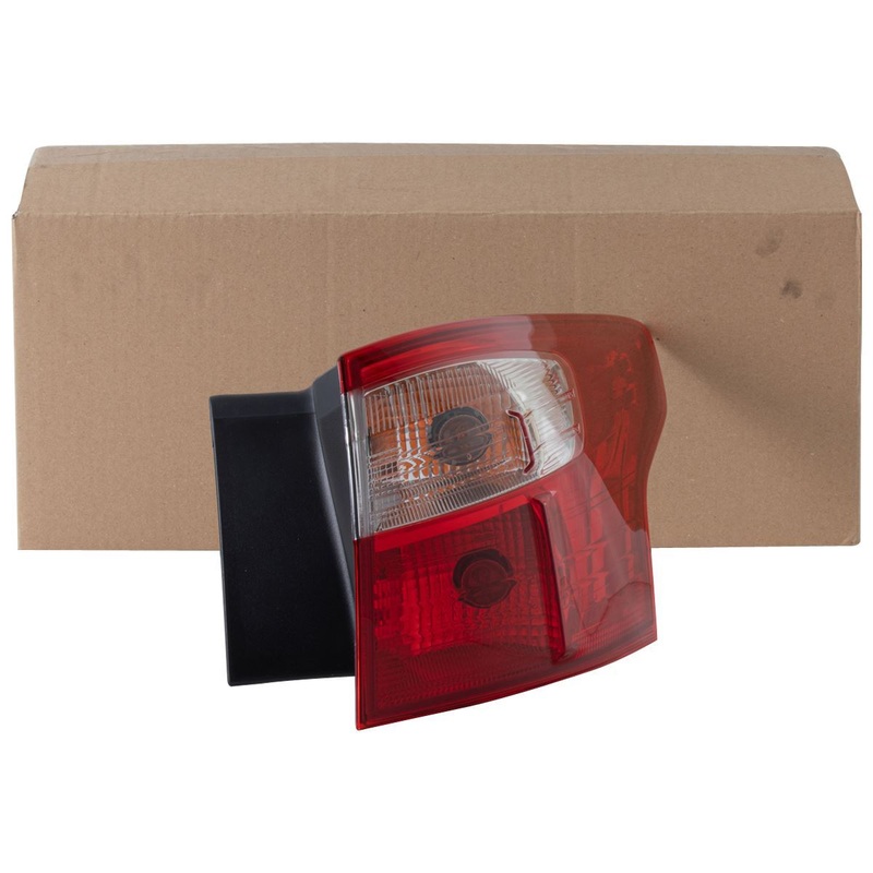 FOCUS ESTATE REAR O/S TAIL LIGHT LAMP CLUSTER