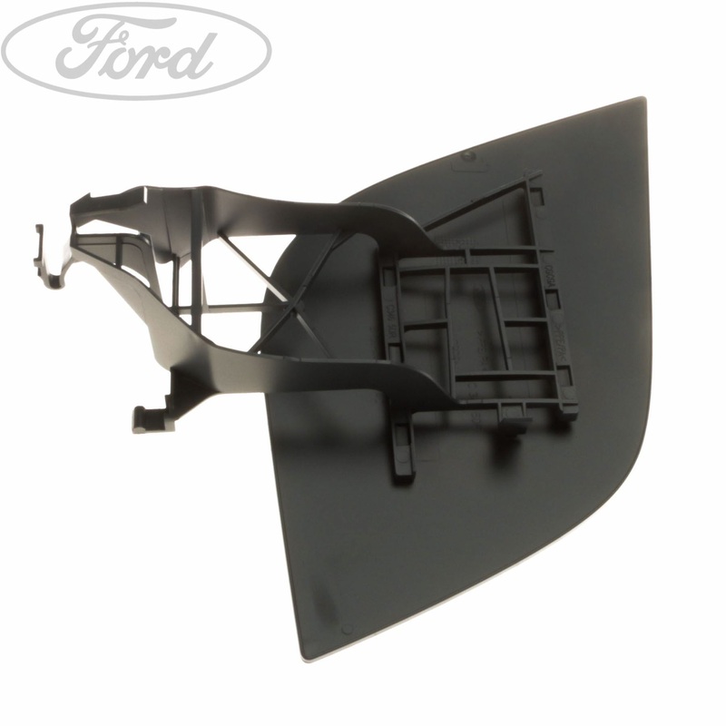 FOCUS FUEL TANK FILLER ACCESS DOOR