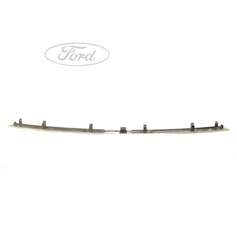 FIESTA BOOT TAILGATE TRIM MOULDING