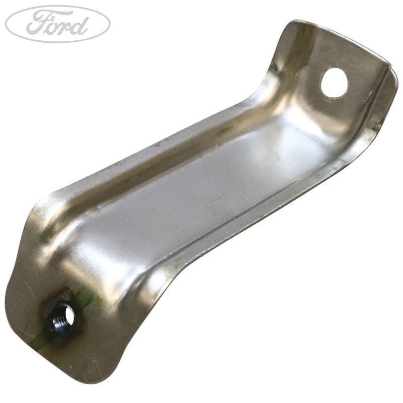 FENDER BRACKET SUPPORT