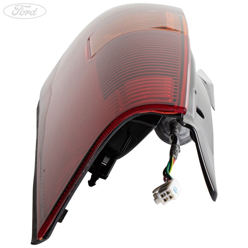 EVEREST O/S REAR LIGHT LAMP LIGHT WITH INDICATOR 03-07