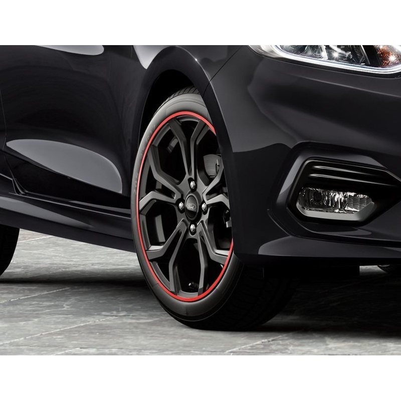 SET OF 4 ALLOY WHEELS WITH FITTING  09/2018  11/2019