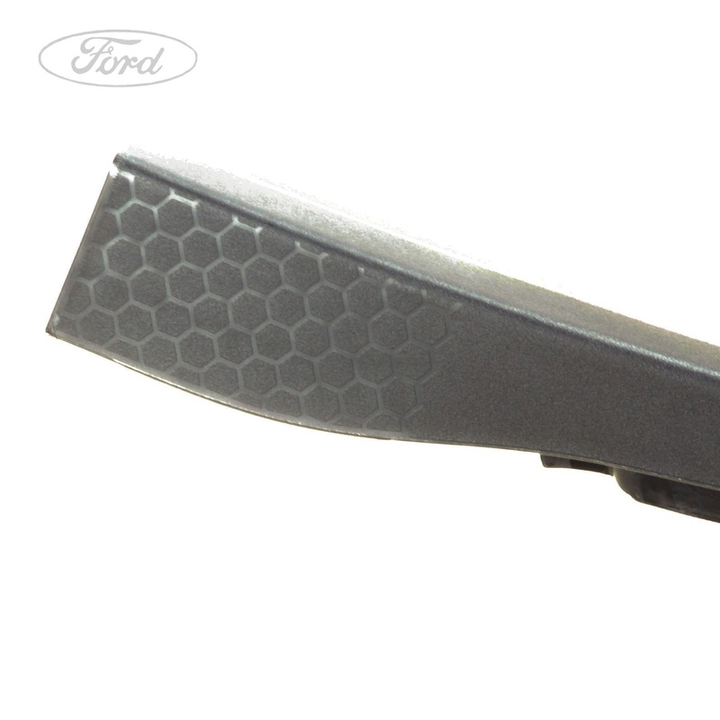 FOCUS C-MAX FRONT O/S DOOR WINDOW SURROUND TRIM 5 DOOR