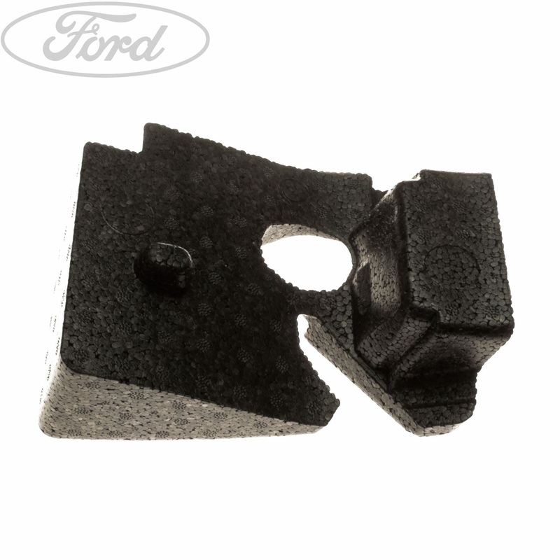 FOCUS O/S FRONT BUMPER FILLER PANEL TRIM