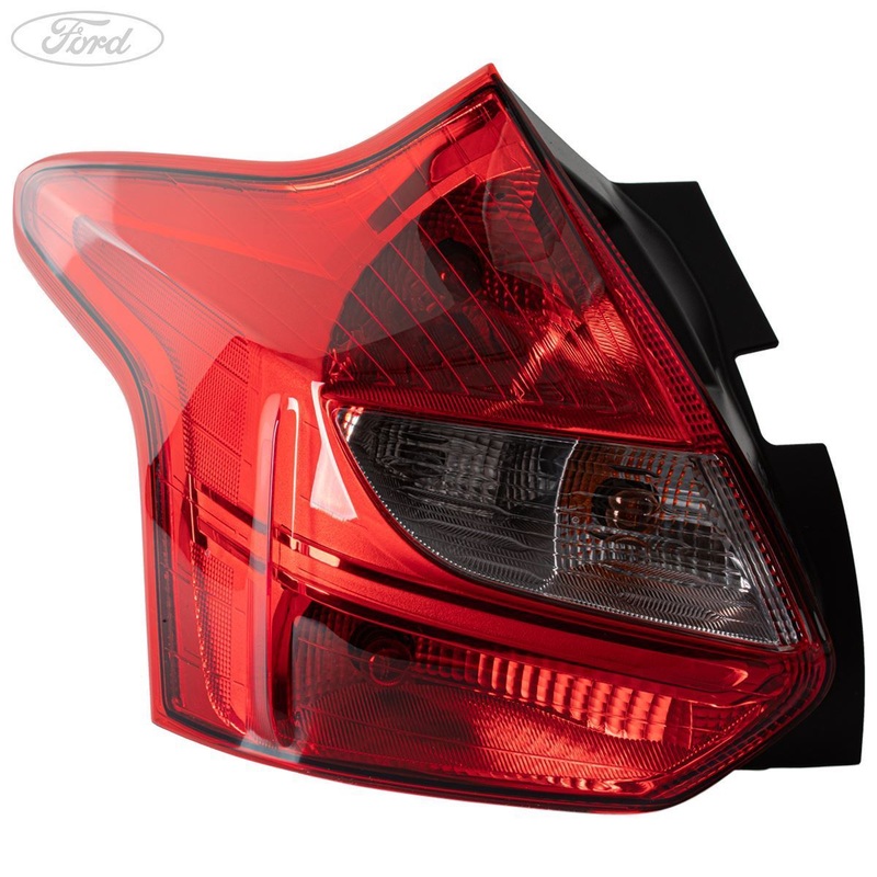 FOCUS REAR N/S TAIL LIGHT LAMP CLUSTER 5 DOOR 11-15