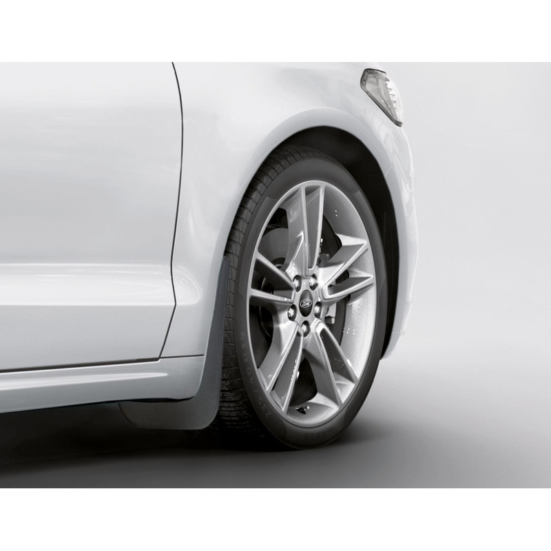 MUD FLAPS WITH FITTING ESTATE.,  09/2014