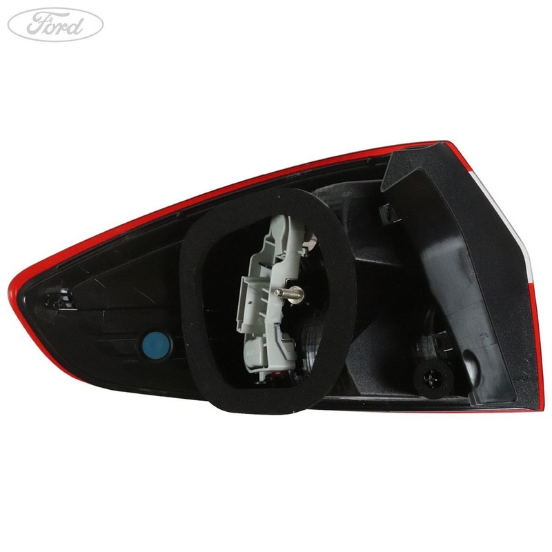 FIESTA REAR O/S OUTER LIGHT LAMP UNIT 4 DOOR SALOON 15-